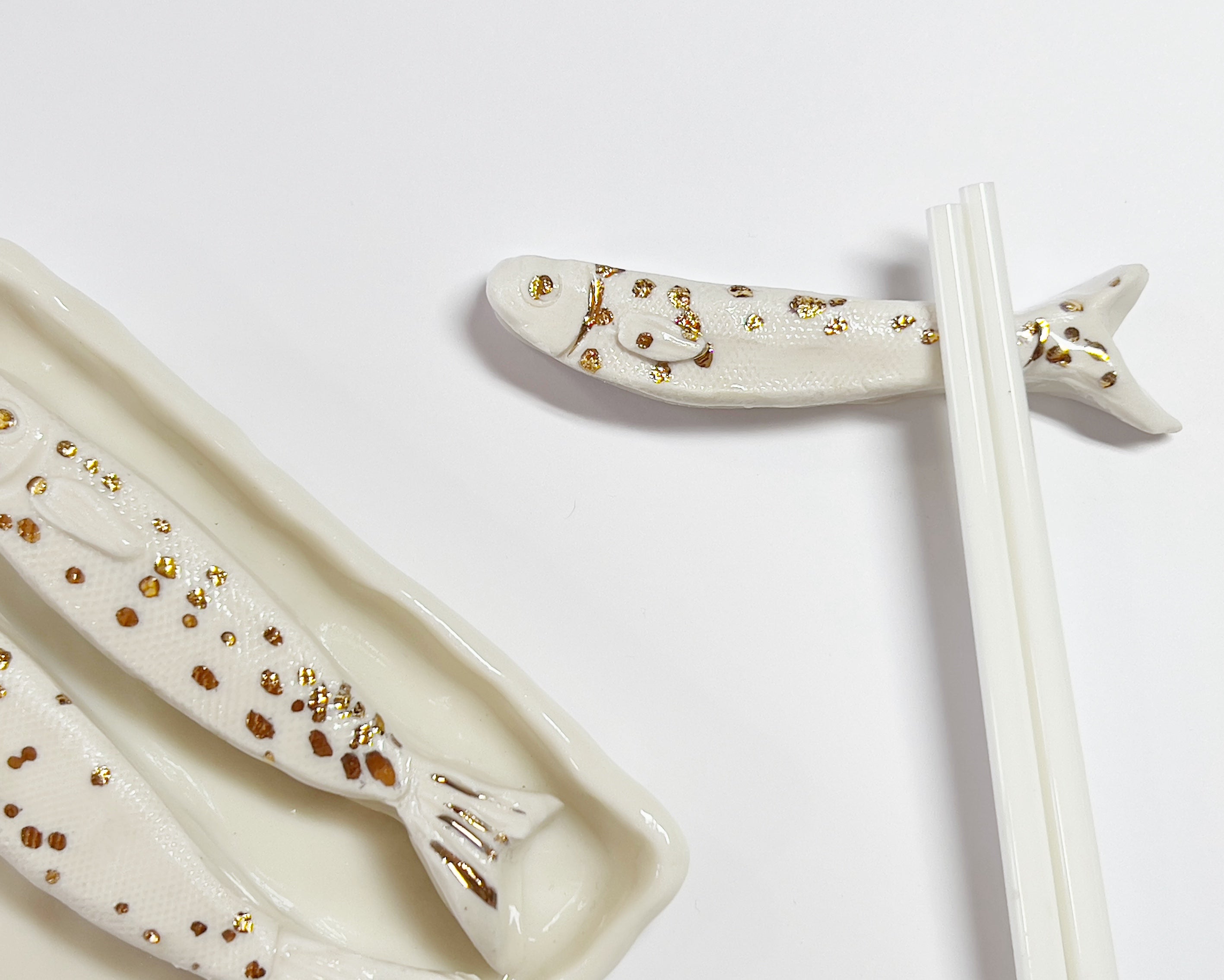 Porcelain Sardine Chopstick Rests Set
