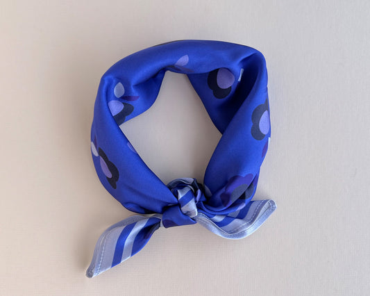 Loly - Silk Scarf in blue